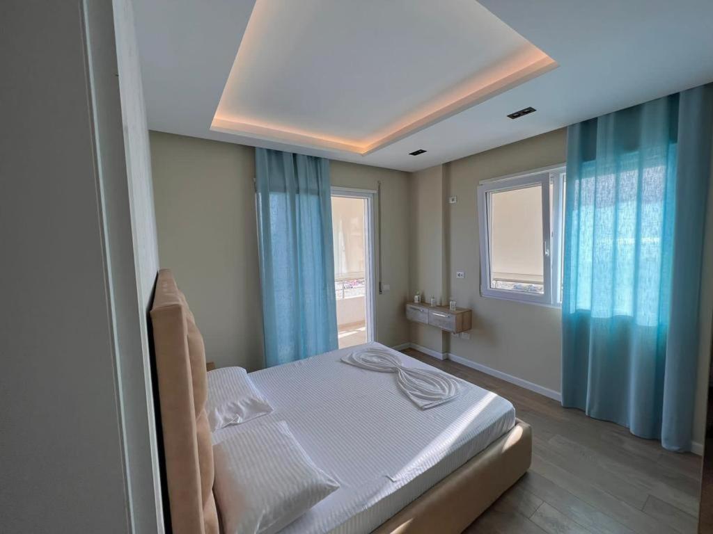 Soleil Apartment With Sunbed & Umbrella วญอเรอ ภายนอก รูปภาพ